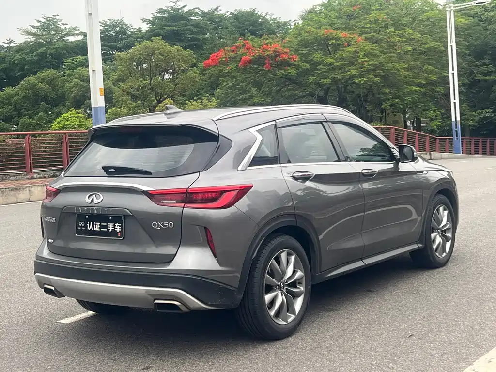 Infiniti QX50 2.0 T 4 WD Elite