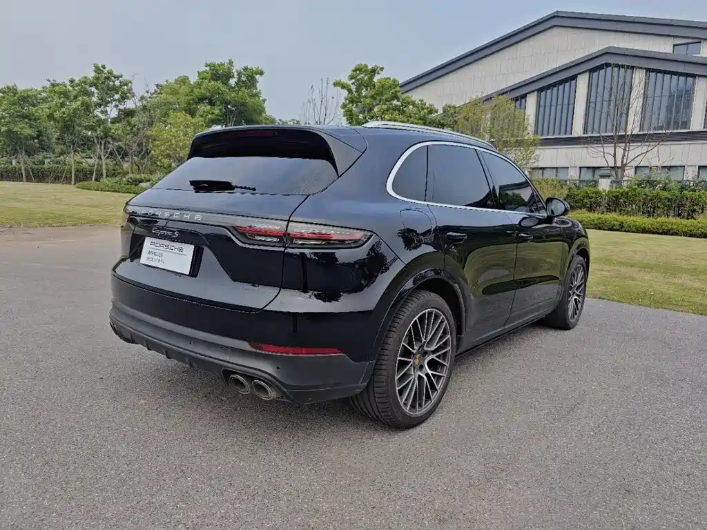 Cayenne Cayenne 3.0 T Platinum