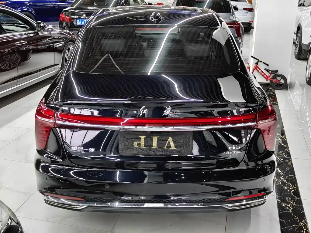 Hongqi H5 2.0 T Auto Connected Flagship Enjoyment