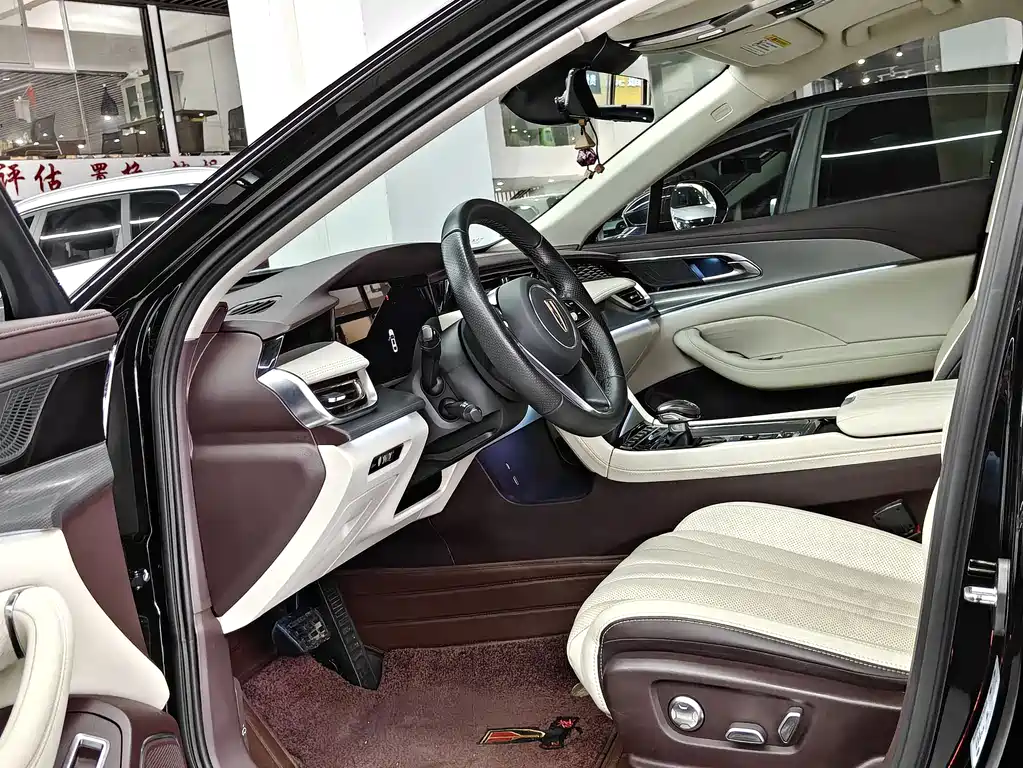 Hongqi H5 2.0 T Auto Connected Flagship Enjoyment