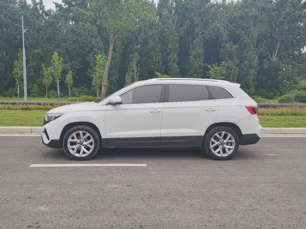 Jetta VS7 280 TSI Auto Progressive