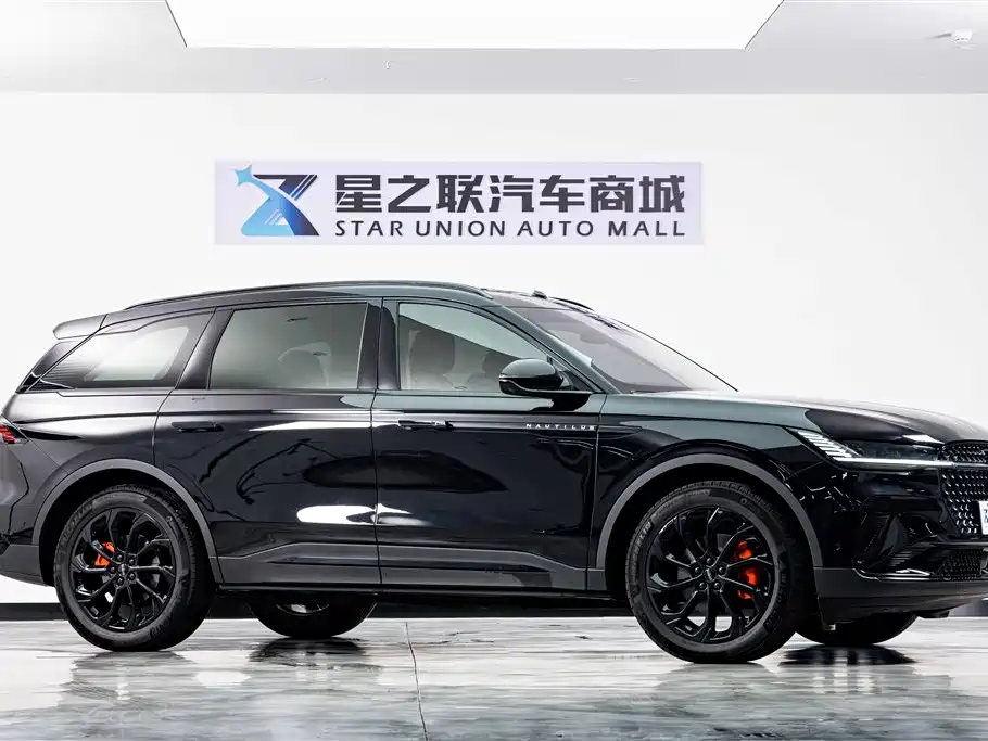 Nautilus 2.0 T 4 WD Supreme Wise