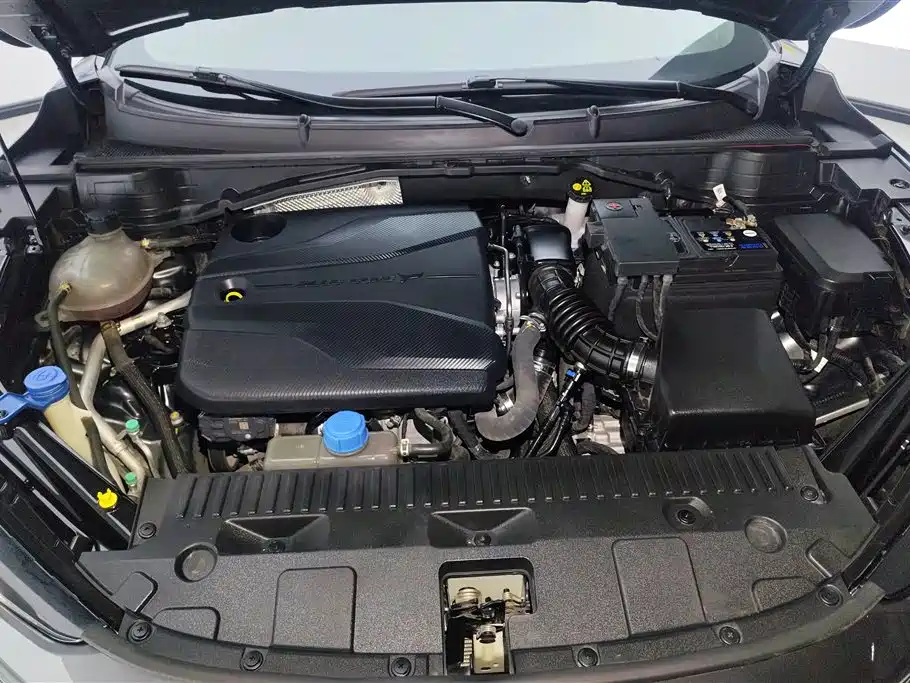 Changan UNI-T 2 nd Gen 1.5 T Distinguished