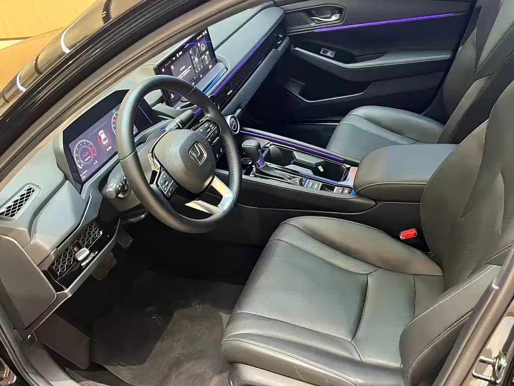 Accord 260 TURBO Outstanding