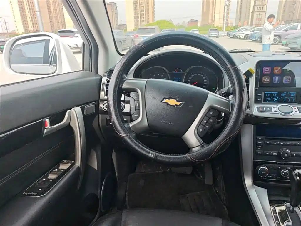 Captiva 2.4 L 4 WD Flagship 7-seat