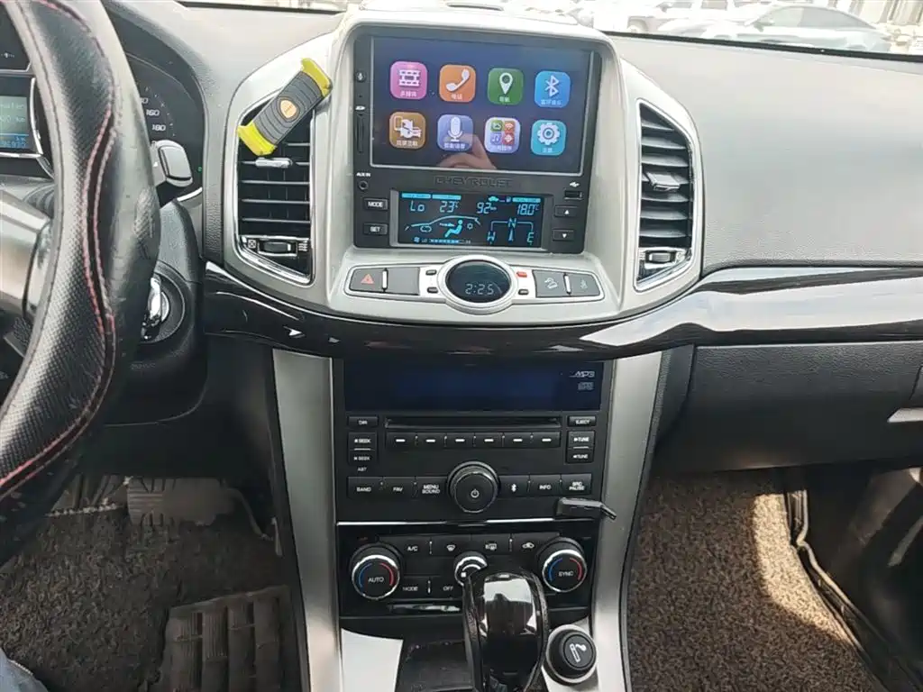 Captiva 2.4 L 4 WD Flagship 7-seat