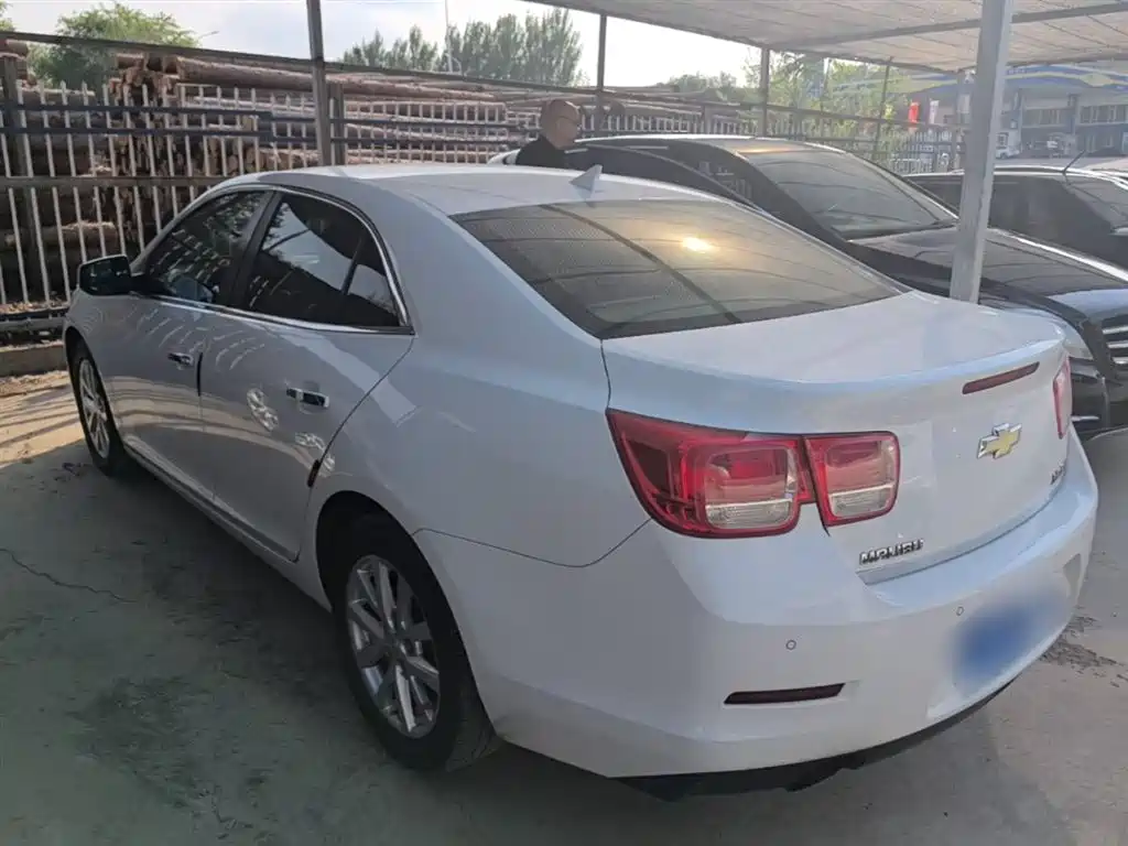 Malibu 2.0 L Auto Luxury