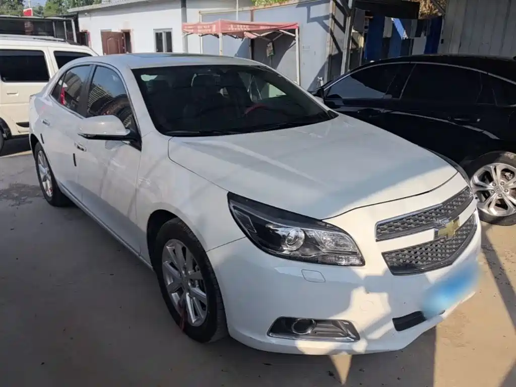 Malibu 2.0 L Auto Luxury
