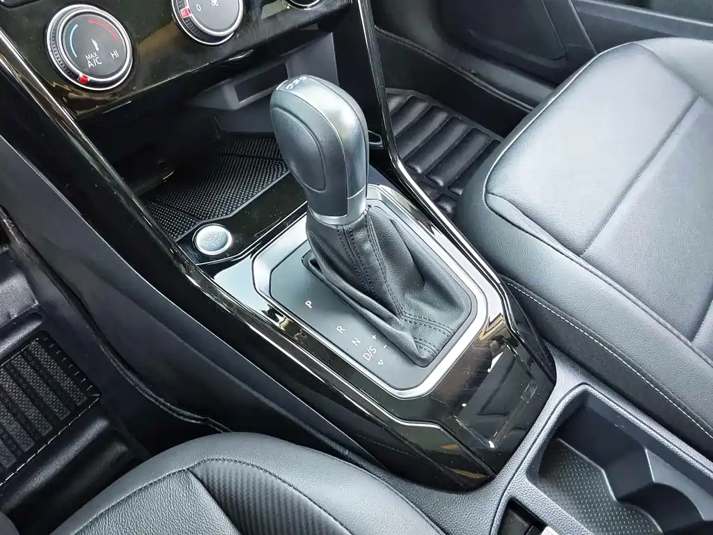 T-ROC 280 TSI DSG 2 WD Comfort CN-V
