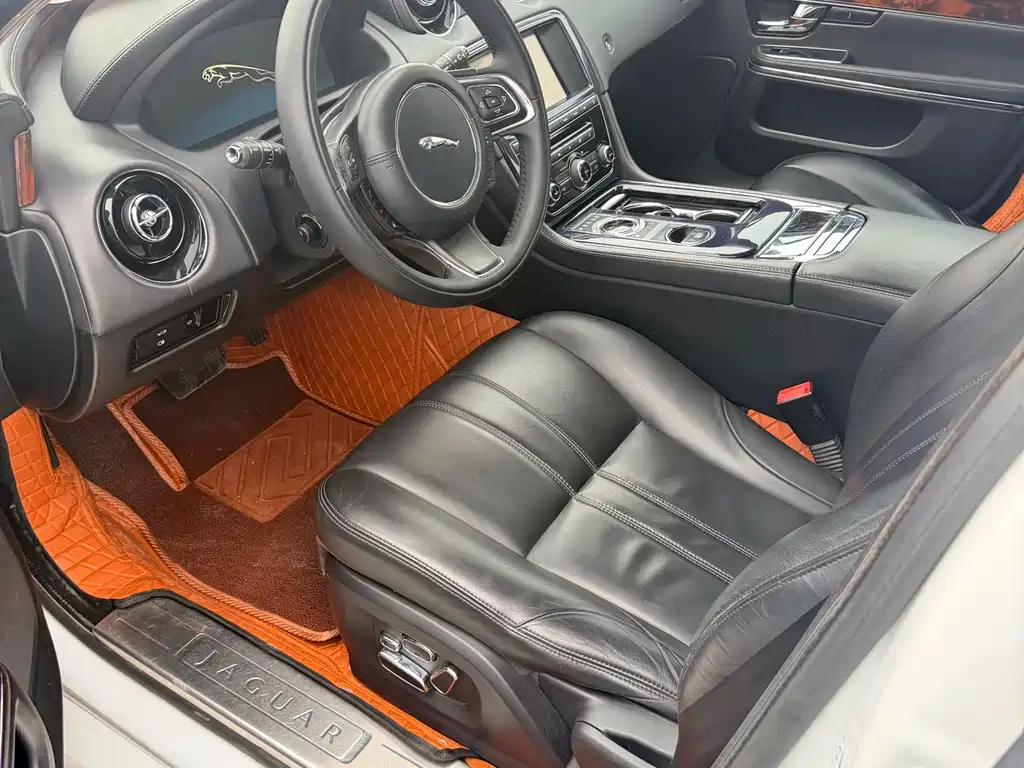 Jaguar XJ XJL 3.0 Panoramic Business