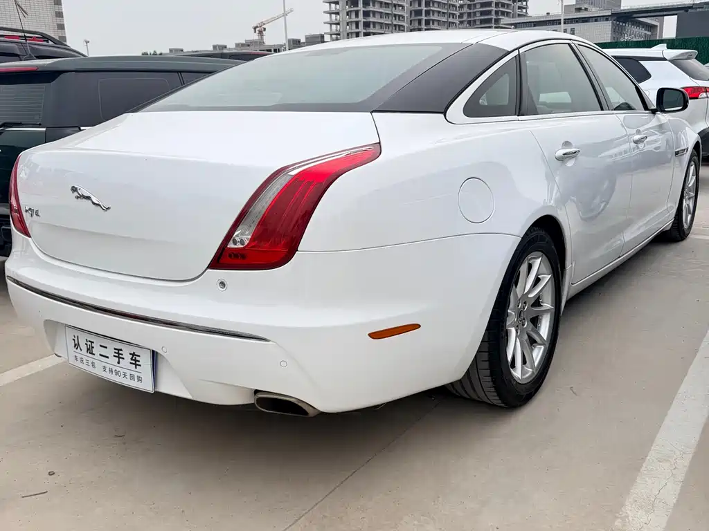 Jaguar XJ XJL 3.0 Panoramic Business