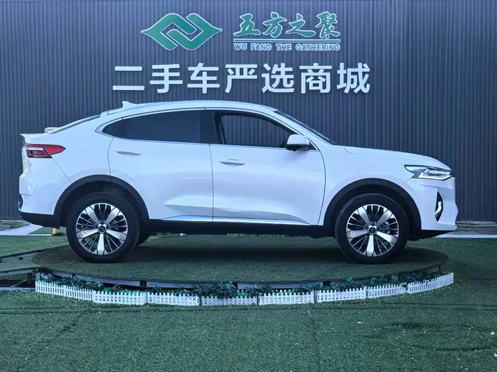 Haval F7 x 1.5 T 2 WD Ultimate Smart Trendy