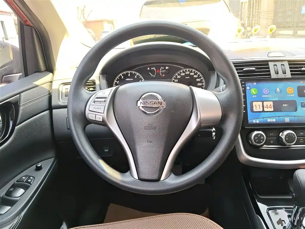 Tiida 1.6 L CVT Cool Motion