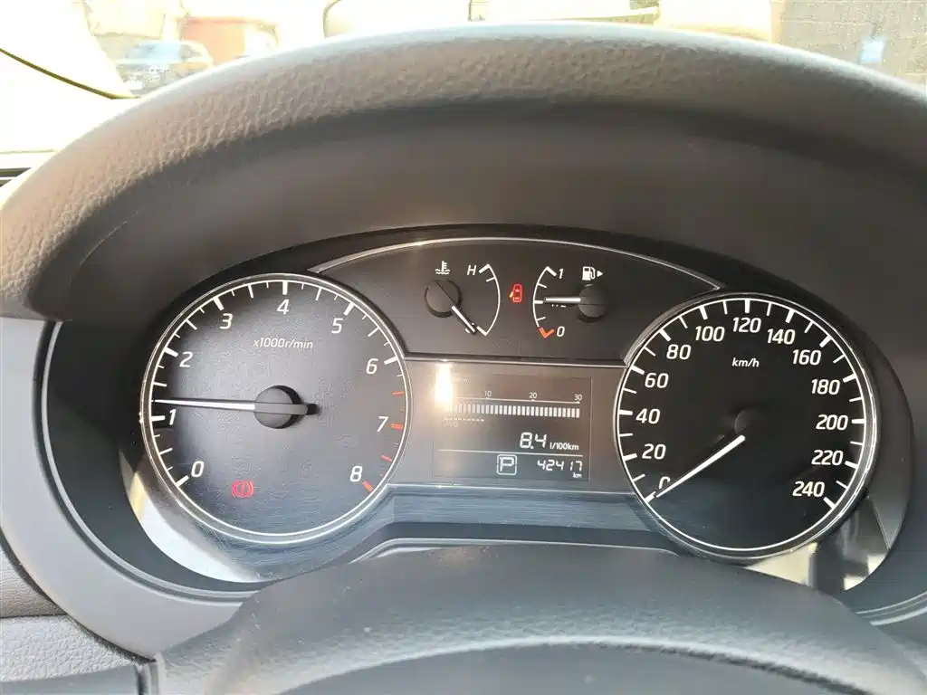 Tiida 1.6 L CVT Cool Motion