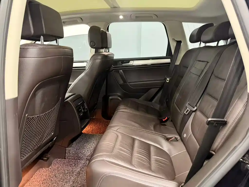 Touareg 3.0 TSI Standard Config