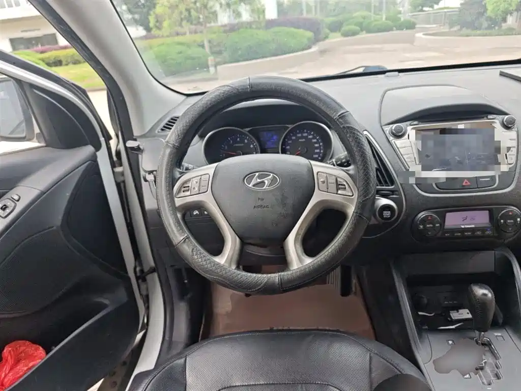 Hyundai ix35 2.0 L Auto 2 WD Intelligent GLS CN-IV