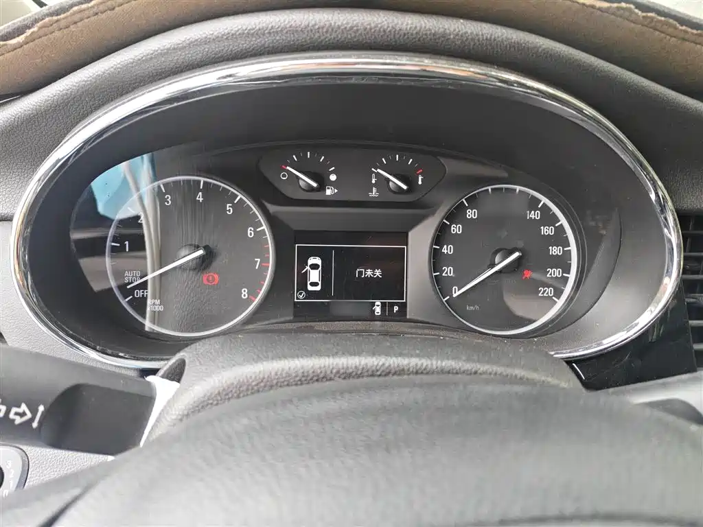 Encore 18 T Auto 2 WD Urban Leading