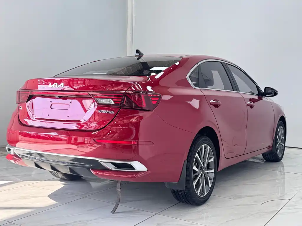 Kia K3 1.5 L CVT Fashion