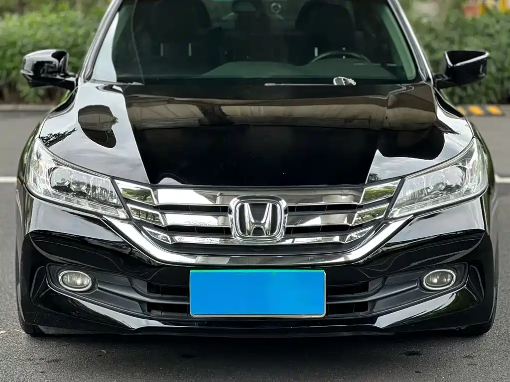 Accord 2.4 L EX Luxury