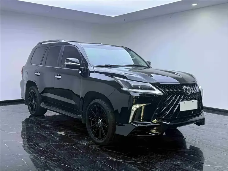 Lexus LX 570