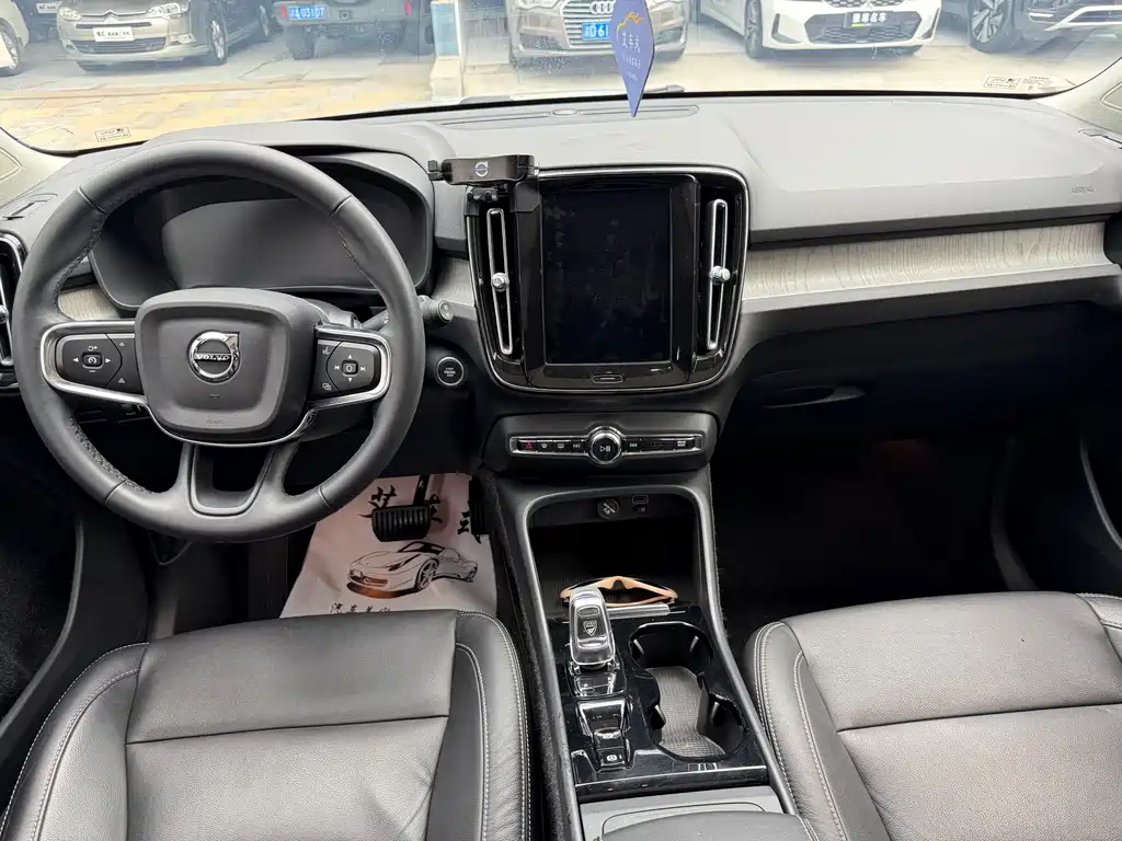 Volvo XC40 T4 4 WD Smart Vision Luxury