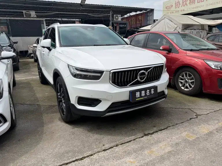 Volvo XC40 T4 4 WD Smart Vision Luxury