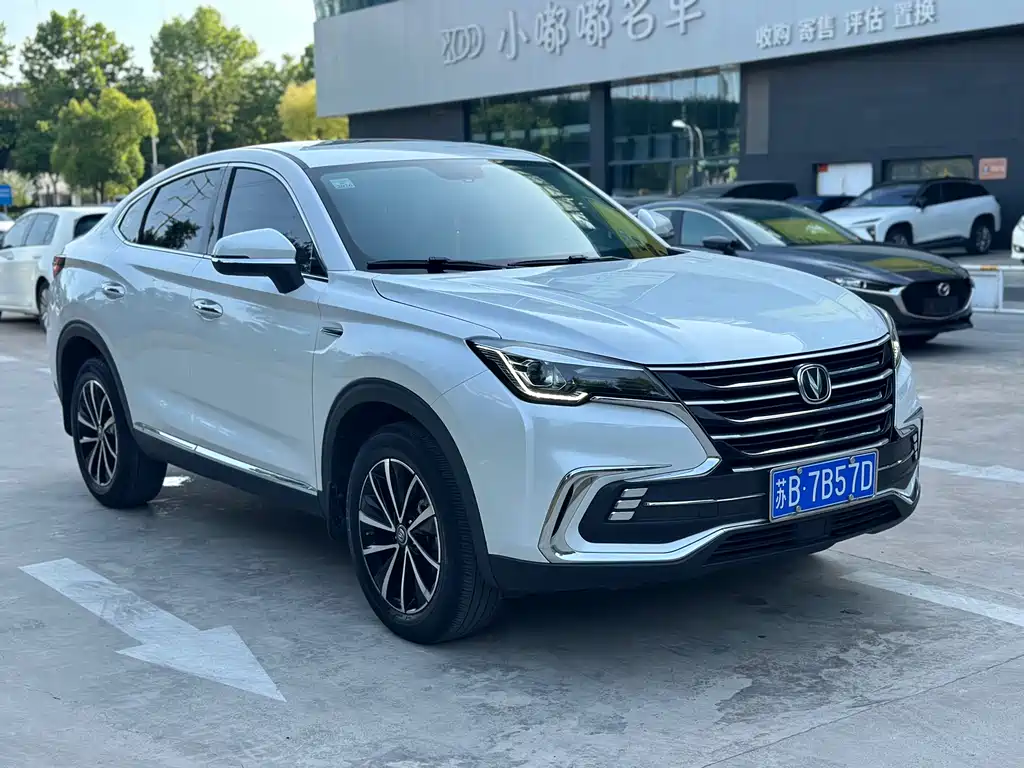 Changan CS85 Coupe 1.5 T DCT CN-VI