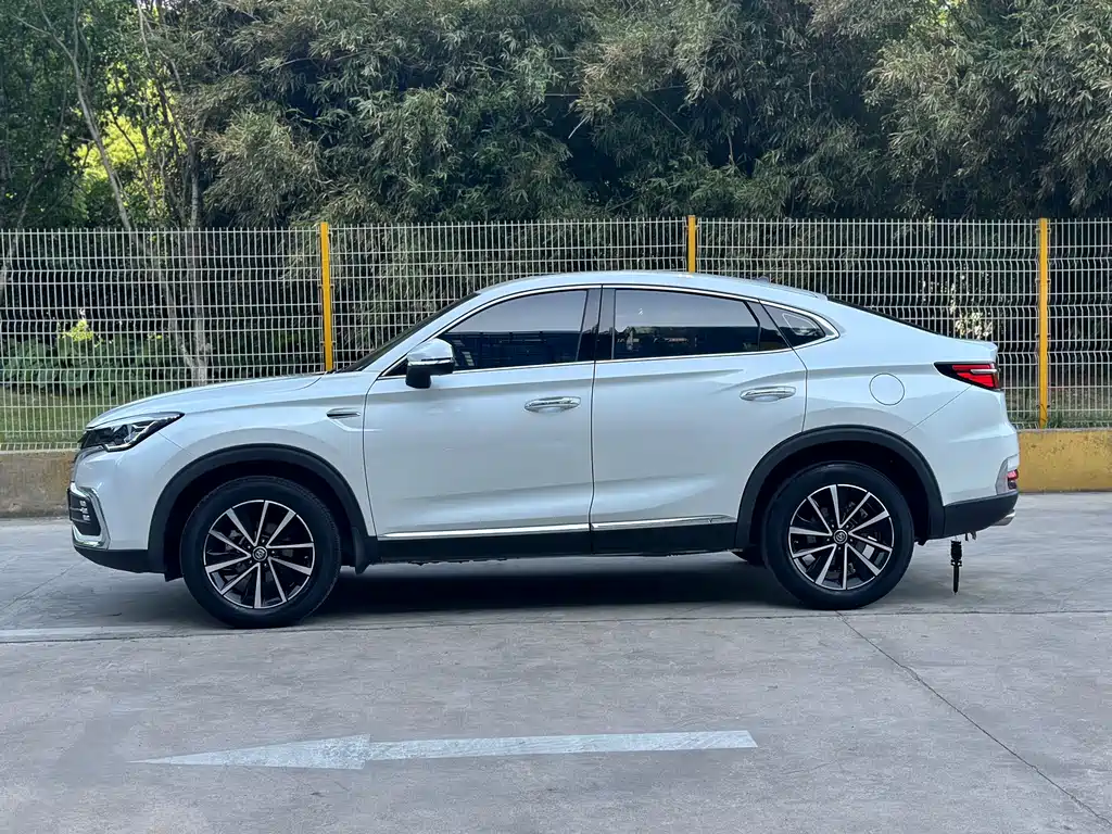 Changan CS85 Coupe 1.5 T DCT CN-VI