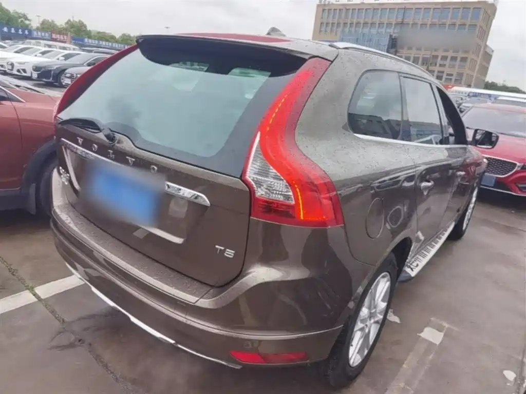 Volvo XC60 T5 Smart Travel
