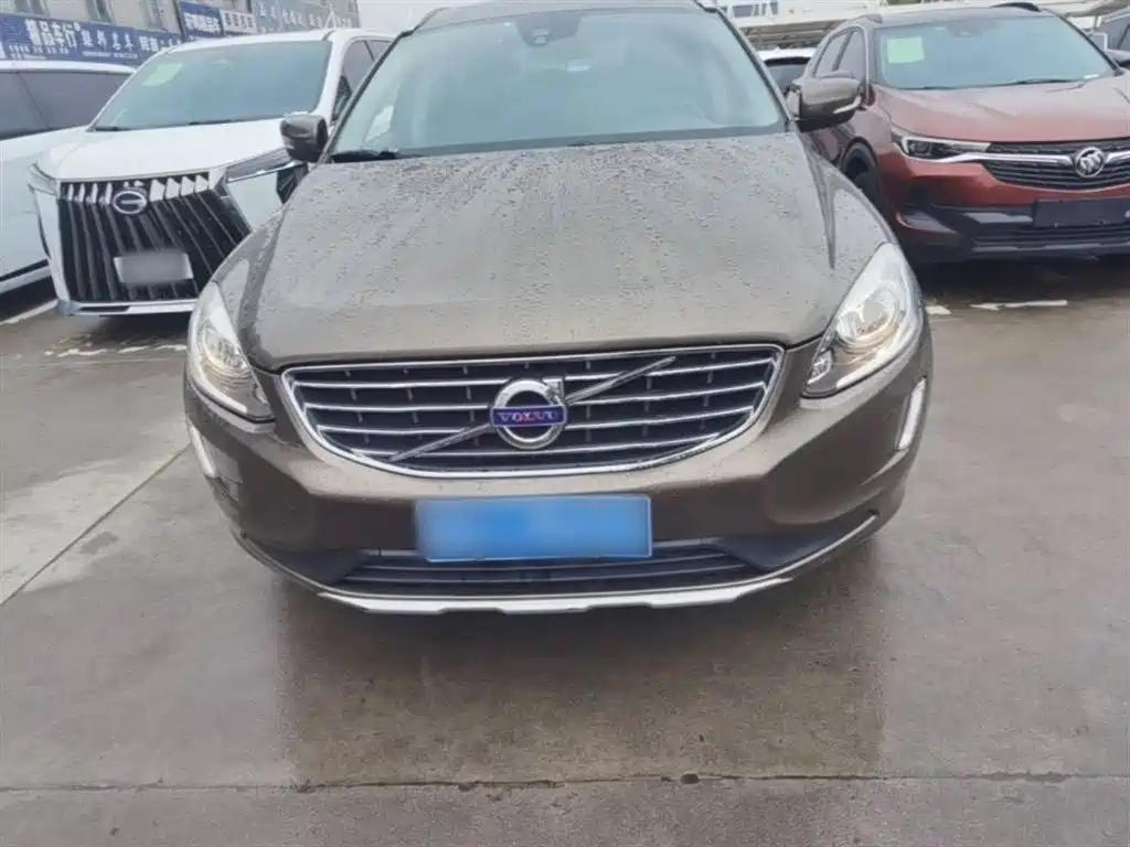 Volvo XC60 T5 Smart Travel