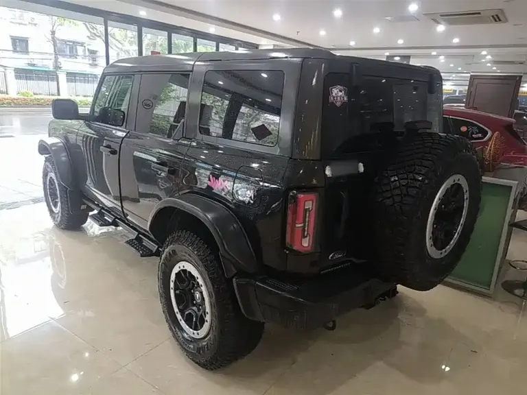 Ford Bronco 2.3 T Badlands
