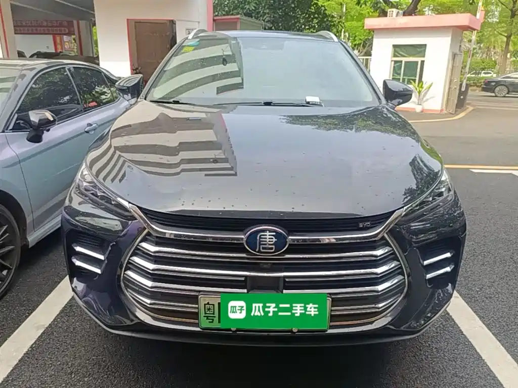 Tang NEV DM 2.0 T Full-time 4 WD Connected Creative Enjoyment 7-seat CN-V