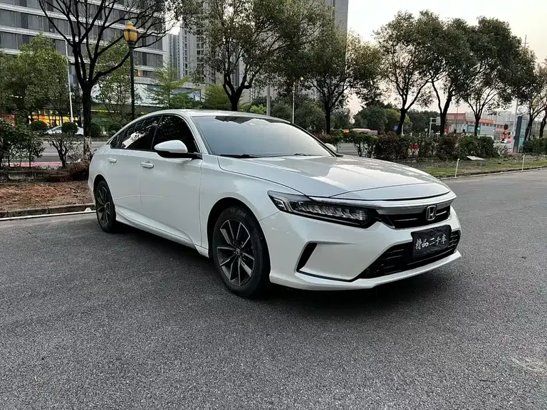 Honda Inspire 260 TURBO Refined