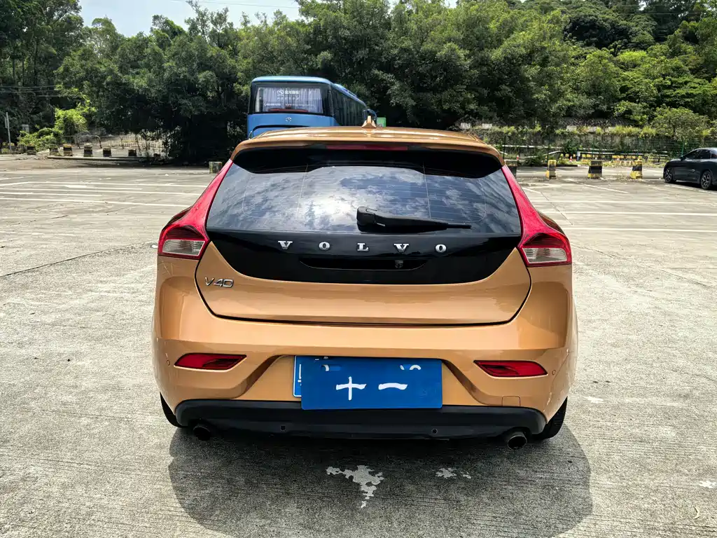 Volvo V40 2.0 T Smart Grace
