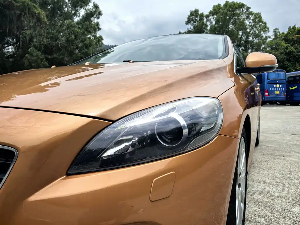 Volvo V40 2.0 T Smart Grace
