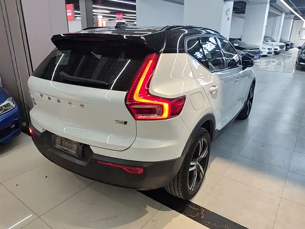 Volvo XC40 T4 4 WD Smart Grace Sport