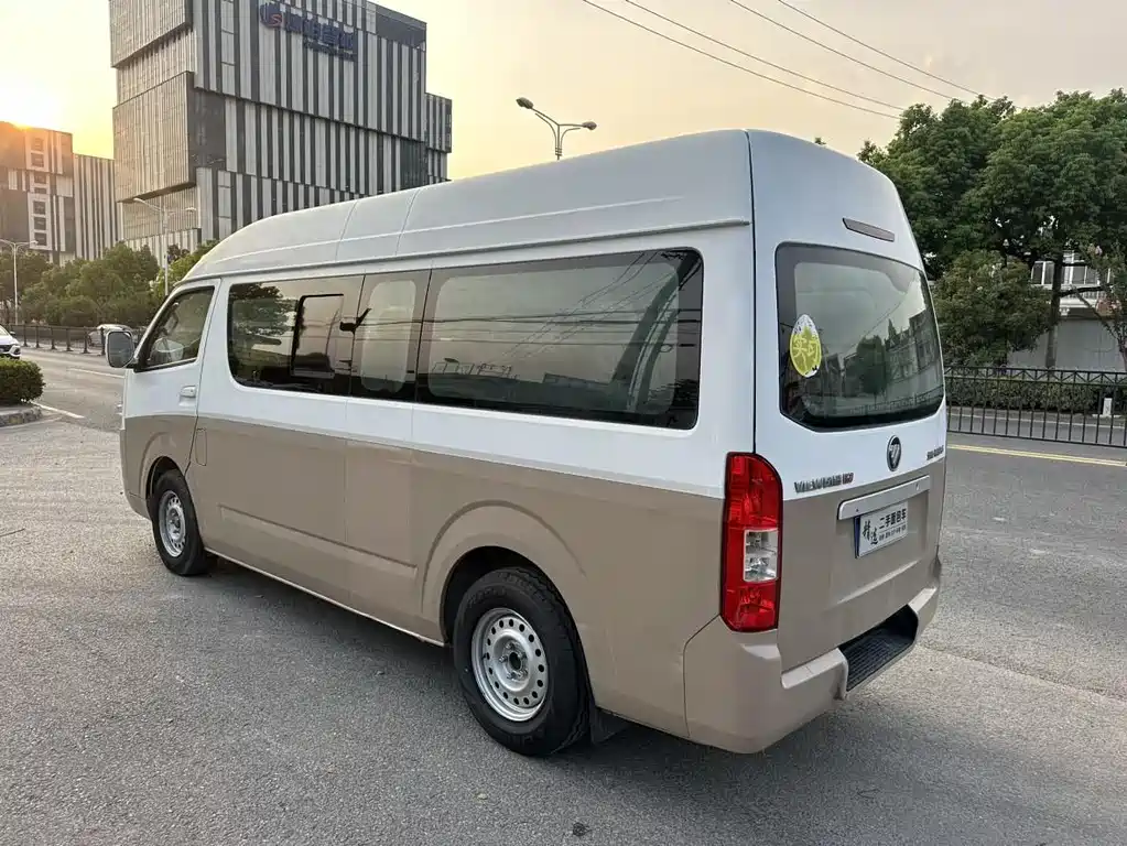 Fengjing G7 2.0 L LWB Commercial Cargo Van High Roof 6-seat4 Q20 M