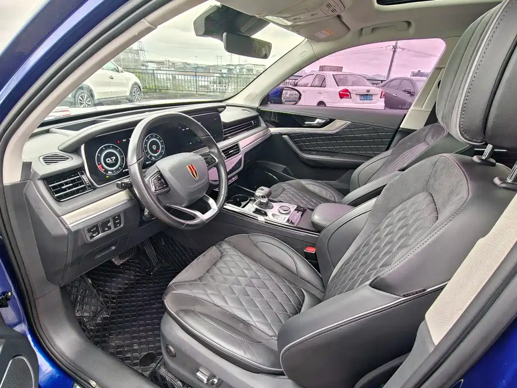Hongqi HS5 2.0 T Connected Flagship Enjoyment 4 WD