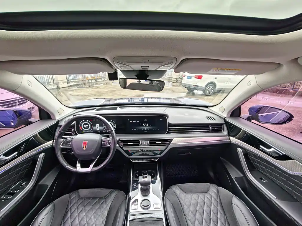 Hongqi HS5 2.0 T Connected Flagship Enjoyment 4 WD