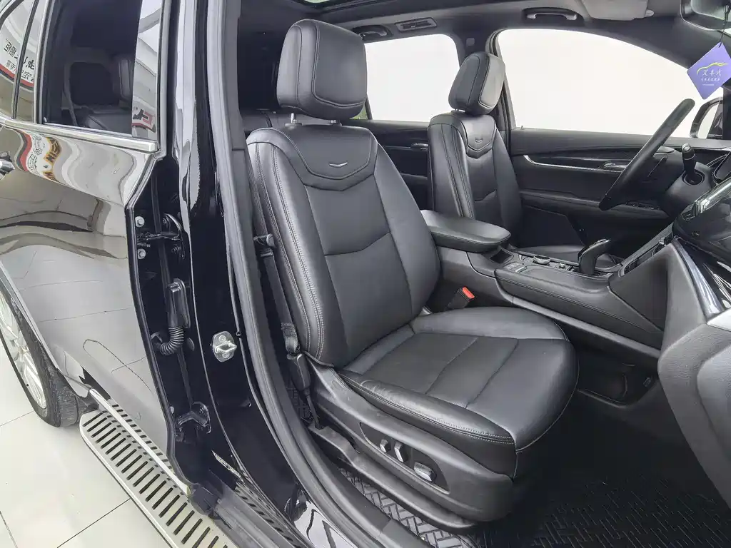 Cadillac XT6 28 T 7-seat 4 WD Luxury