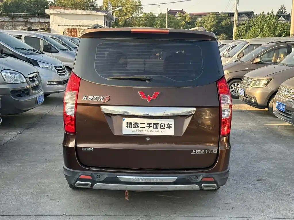 Wuling Hongguang 1.5 L S Basic CN-IV