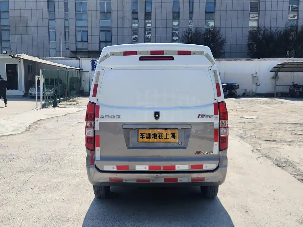 New Haishi X30 L 1.5 L Fortune Van2 5-seat AC SWC15 M