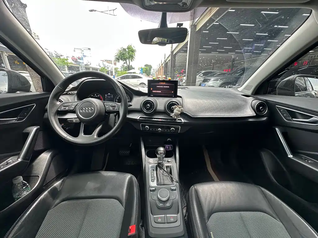 Audi Q2 L 35 TFSI Fashion Dynamic