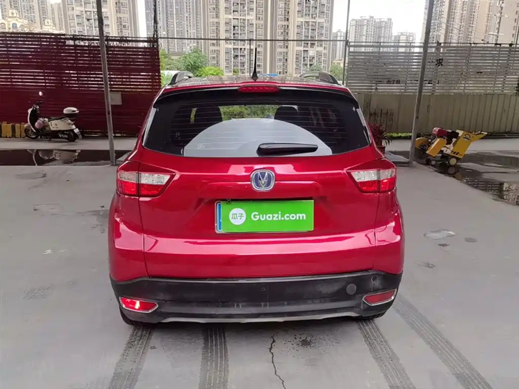 Changan CS15 1.5 L Auto Fashion