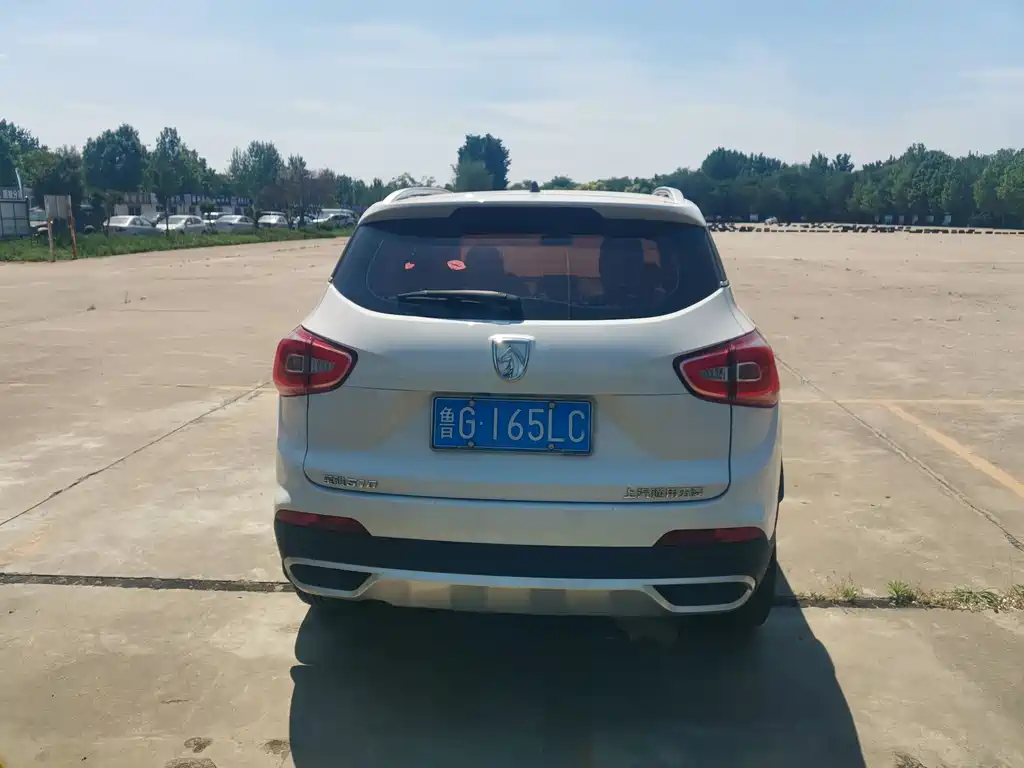 Baojun 510 1.5 L Manual Fashion