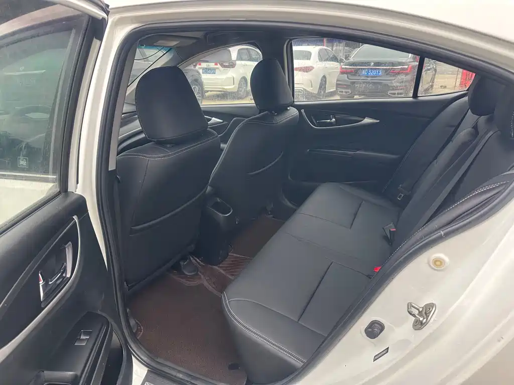 Crider 1.8 L Auto Comfort