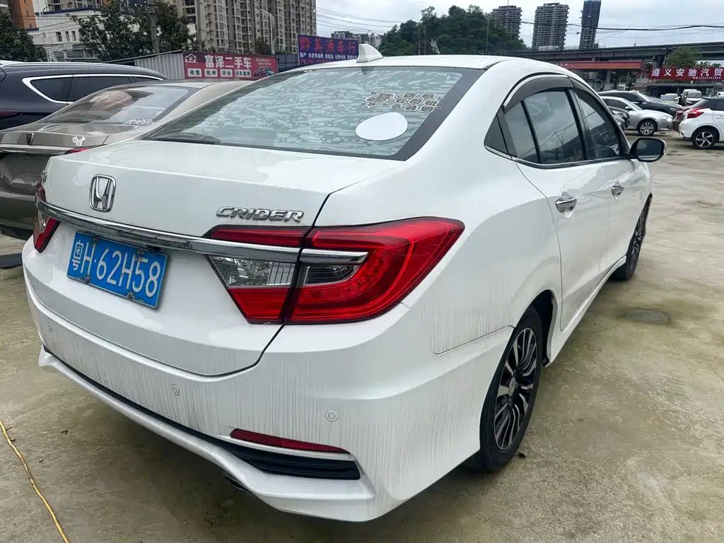 Crider 1.8 L Auto Comfort