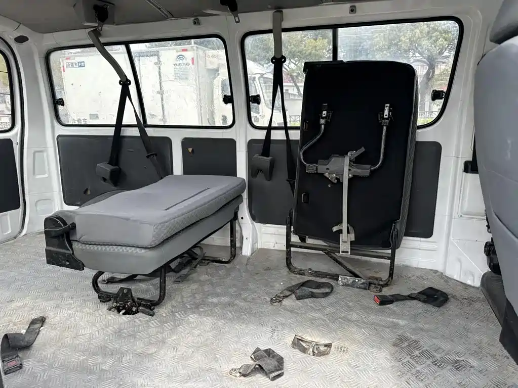 Jinbei Kuaiyun 2.0 L Comfort V19