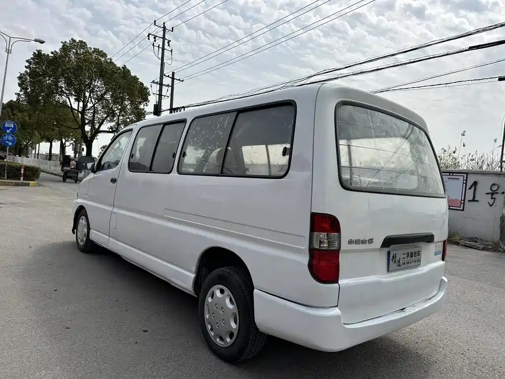 Jinbei Kuaiyun 2.0 L Comfort V19