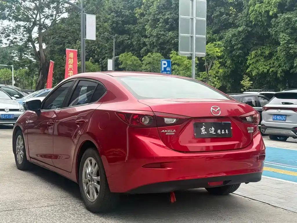 Mazda 3 Axela Sedan 1.5 L Auto Comfort